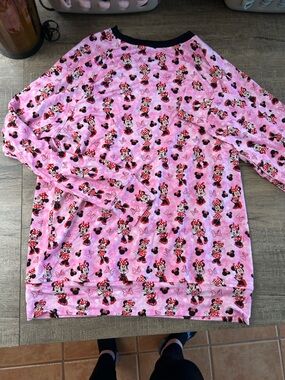Bundle of Joy adult Pink Minnie Mouse crewneck  Set